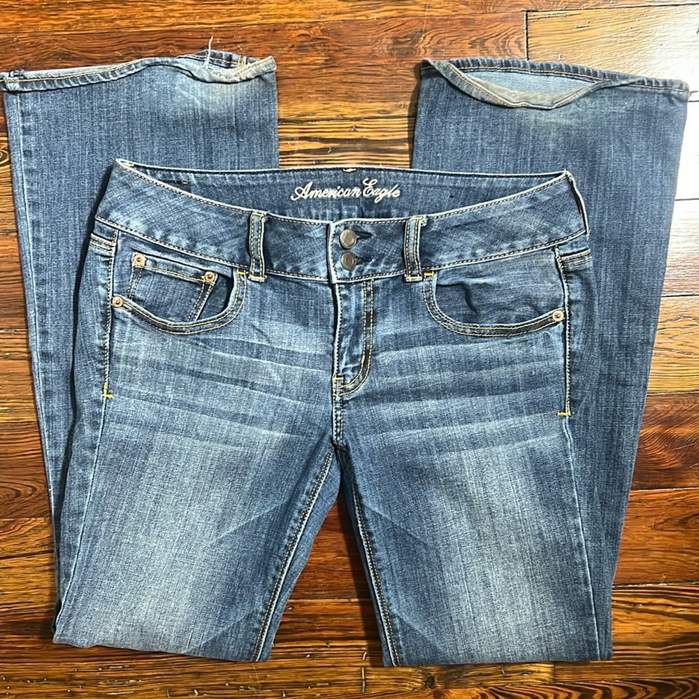 EUC American Eagle Outfitters 🦅 Artist Jeans Size 8 SHORT